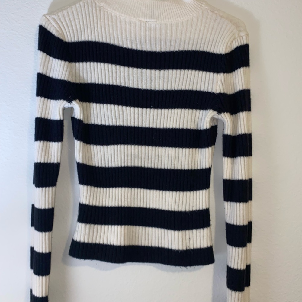 H&M sweater striped